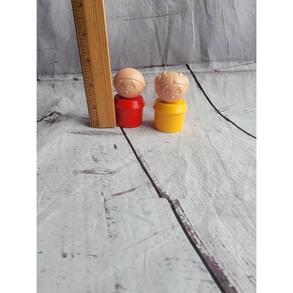 Tupperware Tupper Toys Collectible Figures Boy Girl Red Yellow Vintage - Picture 5 of 6